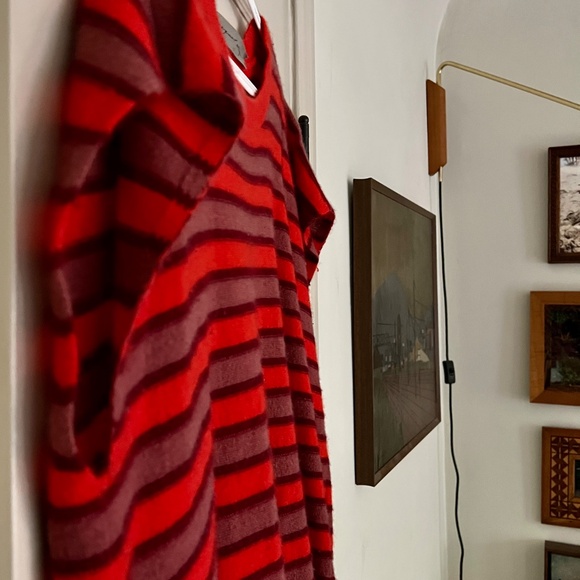 Raquel Allegra Distressed Striped Sleeveless Cashmere Sweater, Vest, T-shirt - Picture 5 of 6